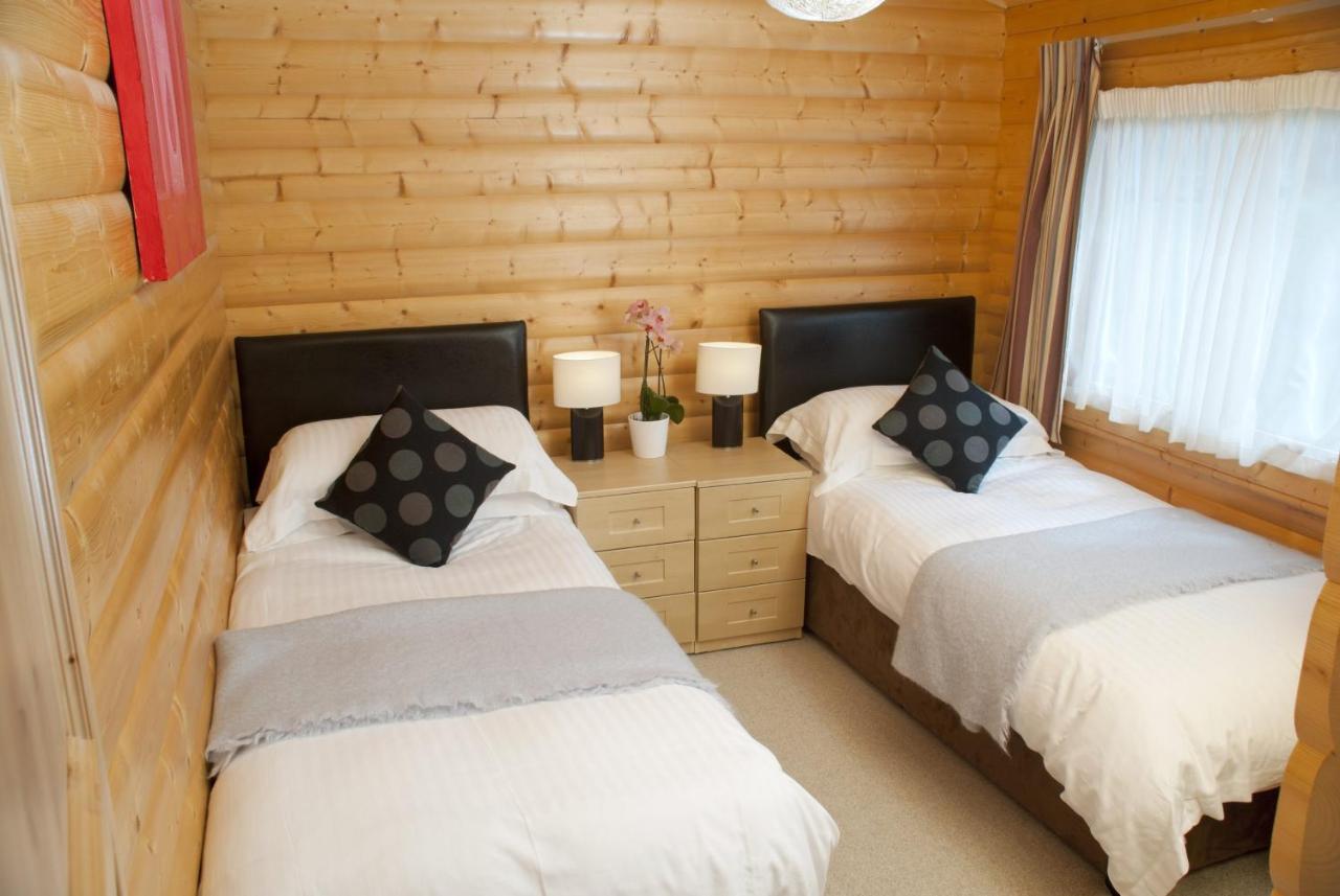 Cottesmore Hotel Golf & Country Club Crawley  Extérieur photo