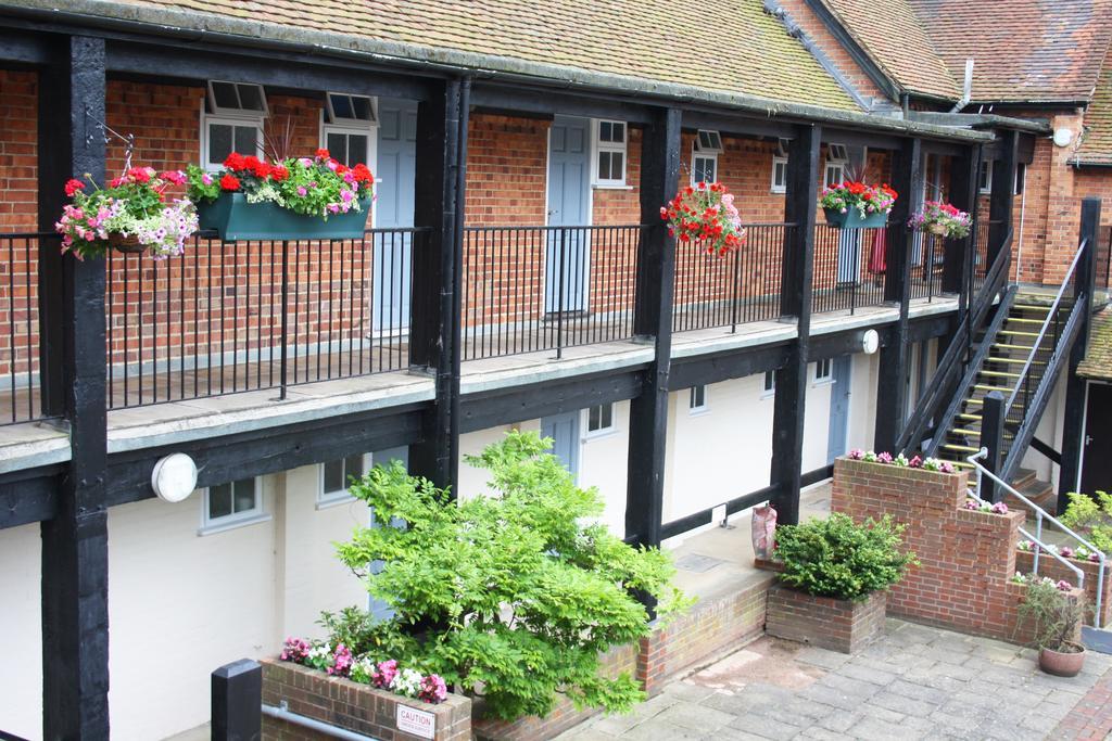 Cottesmore Hotel Golf & Country Club Crawley  Extérieur photo